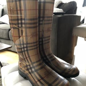 Burberry rain boots
